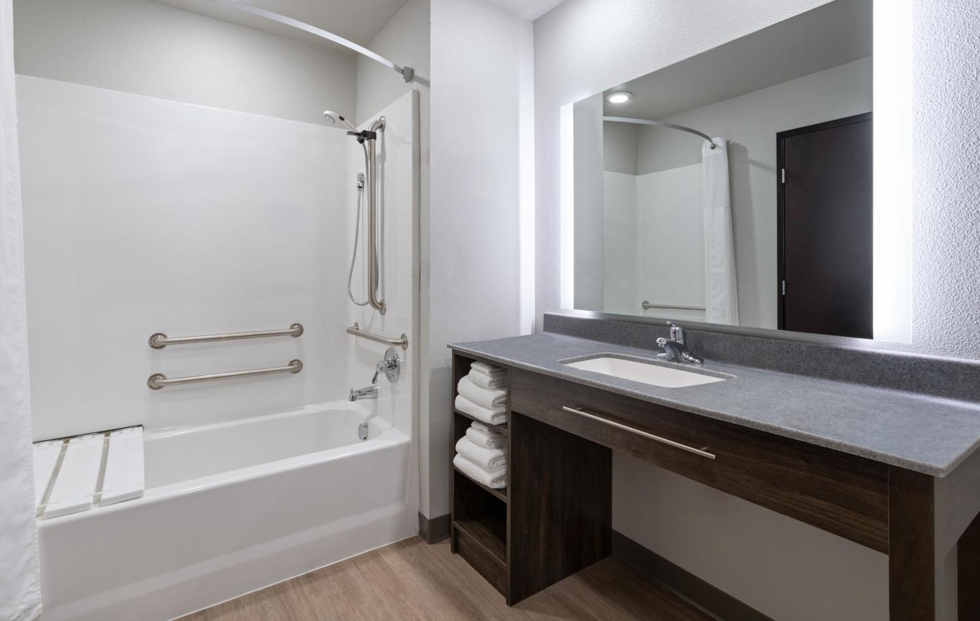 My Place Hotel-Watertown, Sd ภายนอก รูปภาพ